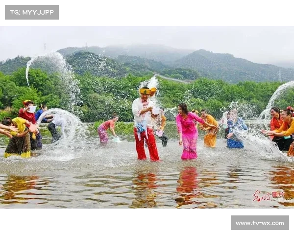 傣族文化与水上运动精彩融合 苏州河非遗泼水节赛事引爆夏日激情